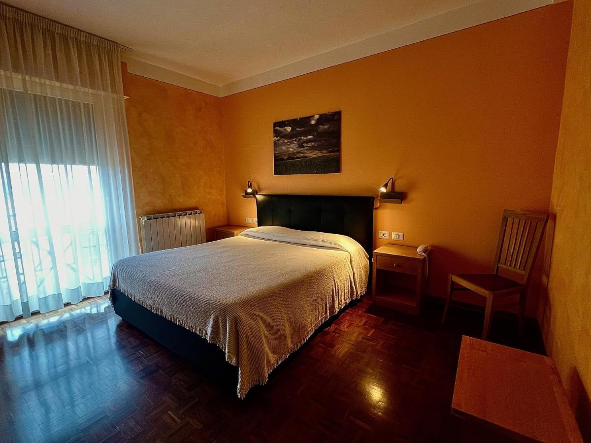 Albergo Di Murlo Εξωτερικό φωτογραφία